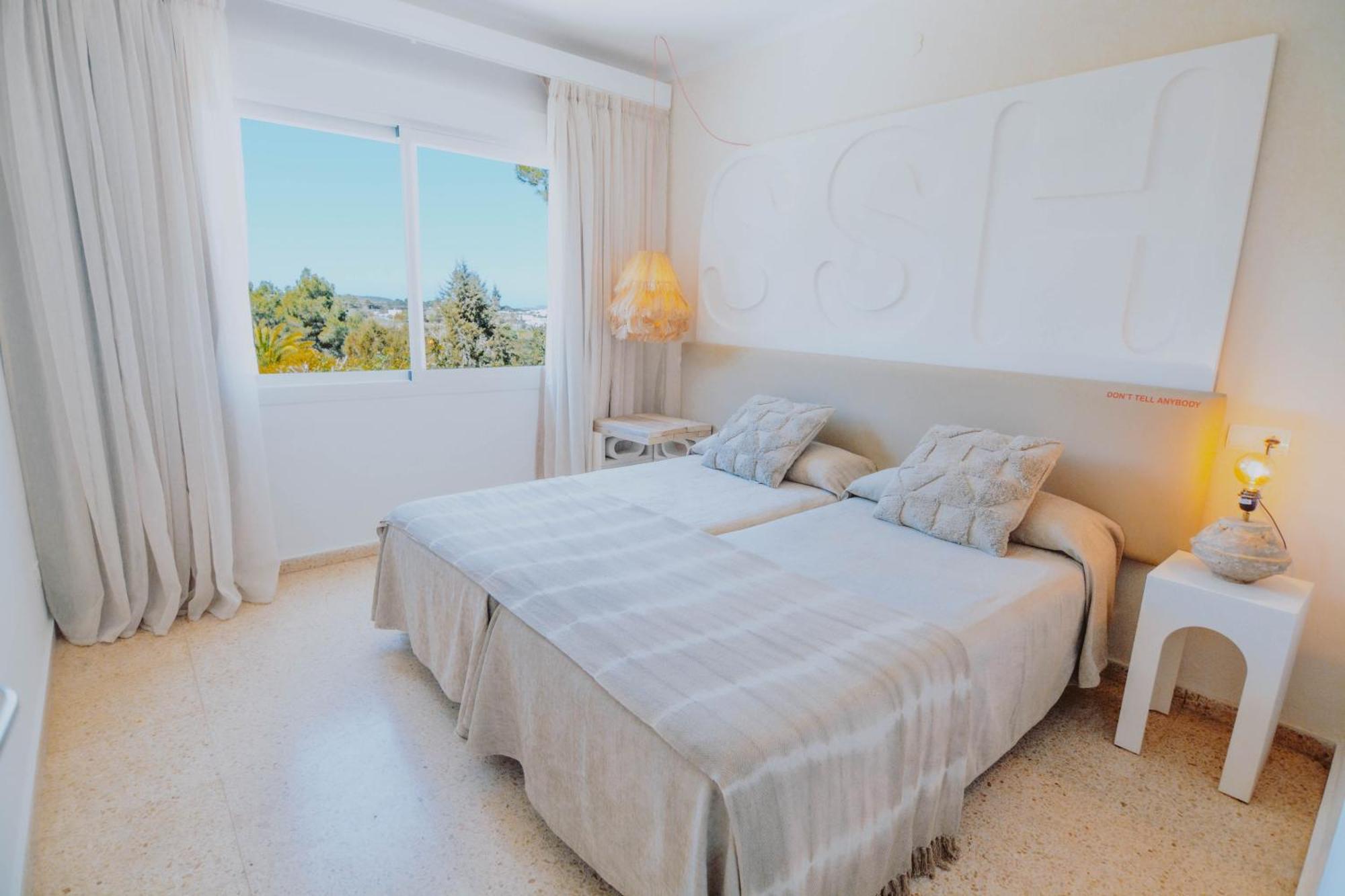 Secret Oasis Ibiza-Only Adults Aparthotel Sant Antoni de Portmany Exterior foto