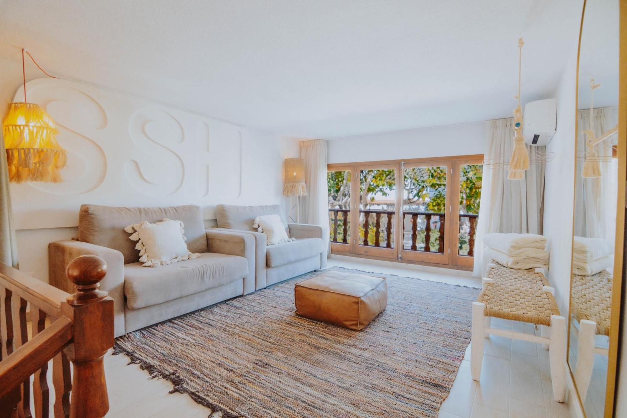 Secret Oasis Ibiza-Only Adults Aparthotel Sant Antoni de Portmany Exterior foto