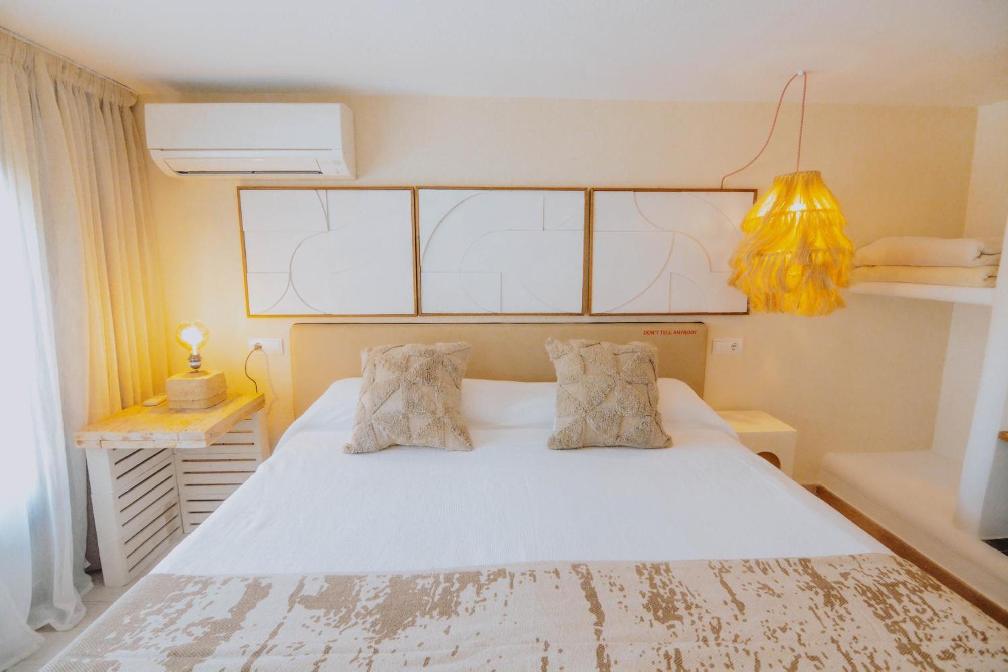 Secret Oasis Ibiza-Only Adults Aparthotel Sant Antoni de Portmany Exterior foto