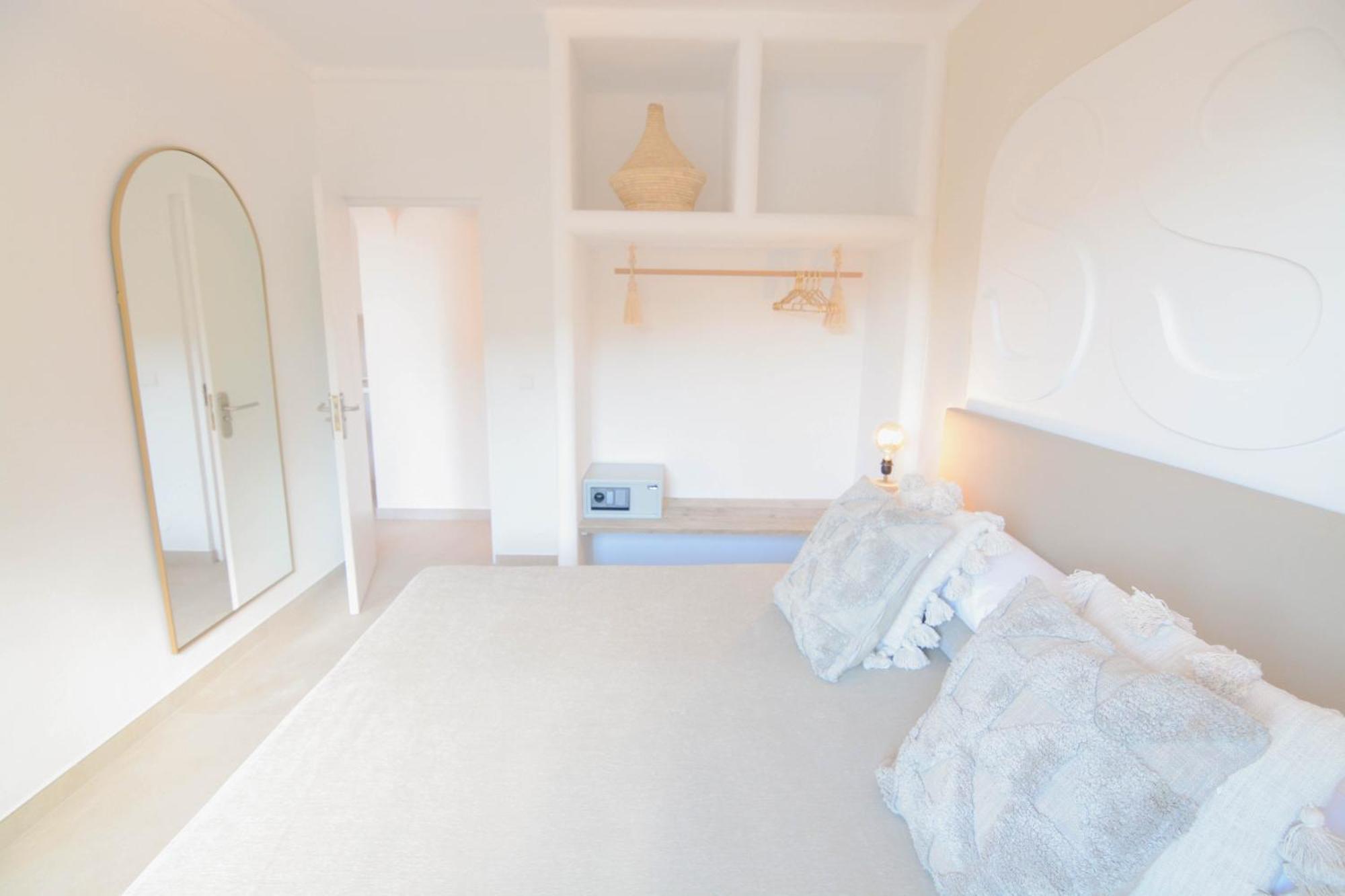 Secret Oasis Ibiza-Only Adults Aparthotel Sant Antoni de Portmany Exterior foto
