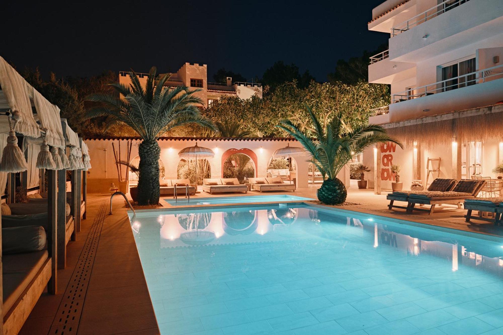 Secret Oasis Ibiza-Only Adults Aparthotel Sant Antoni de Portmany Exterior foto