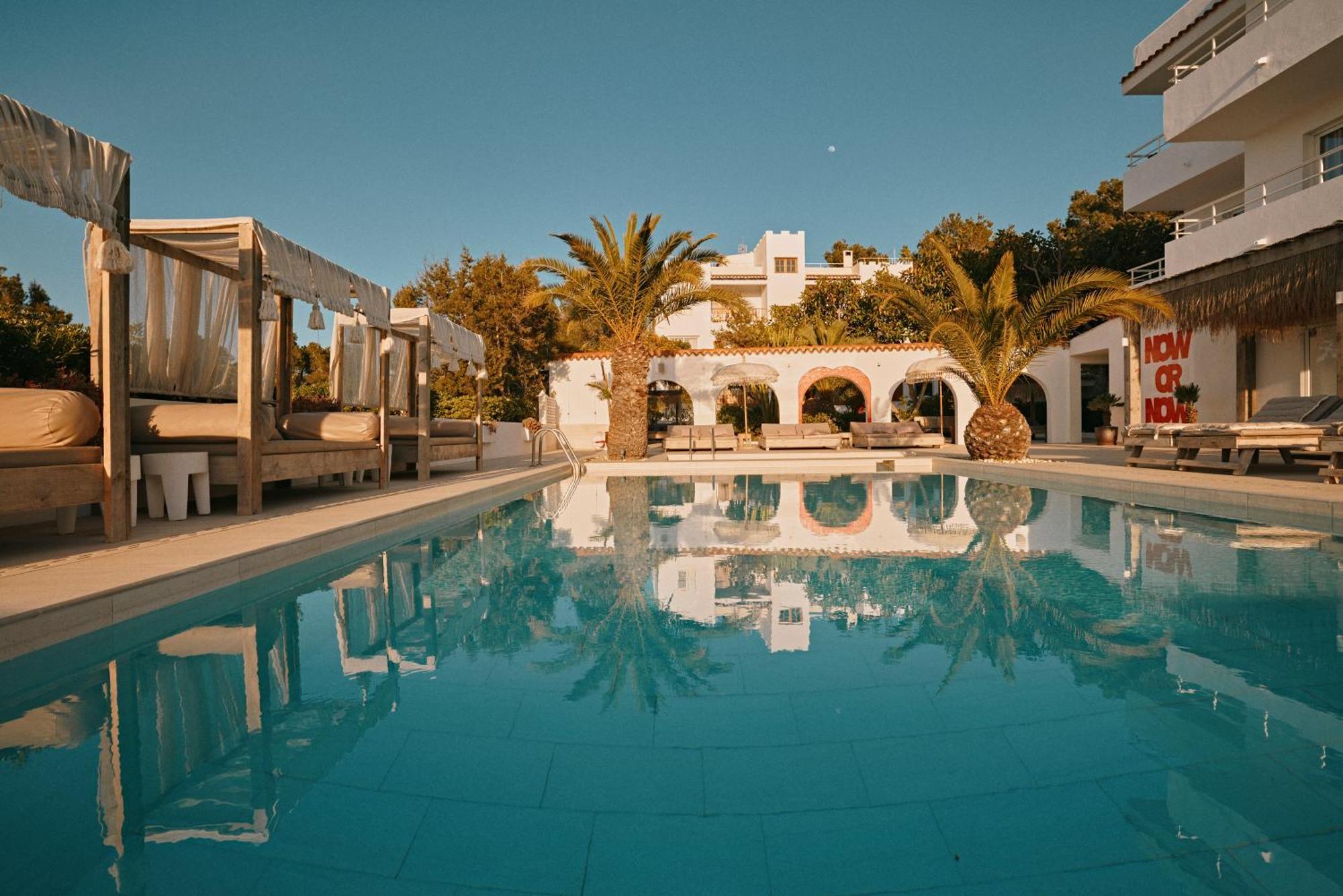 Secret Oasis Ibiza-Only Adults Aparthotel Sant Antoni de Portmany Exterior foto